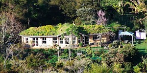 (c) www.rainbowvalleyfarm.nz.co