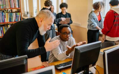 Mehr als nur bunte Smartboards: Wie wirksam ist unser Unterricht wirklich? Und was hat Scrum damit zu tun?